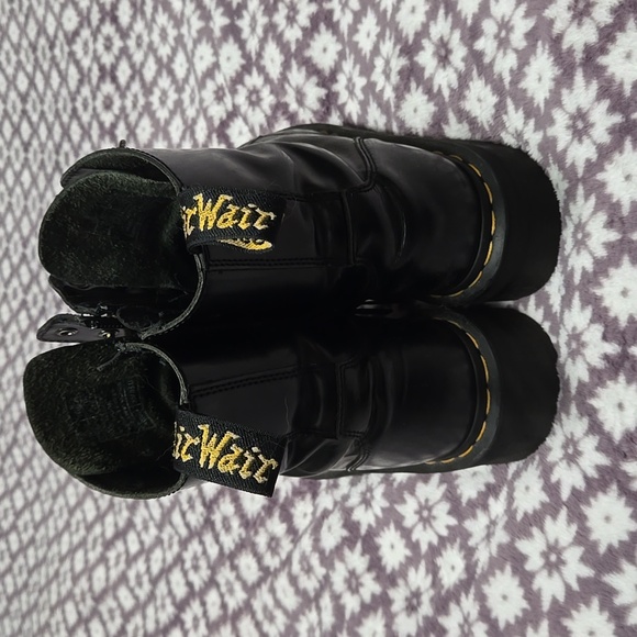 Doc Marten's Jadon Platform Boots - Picture 4 of 6